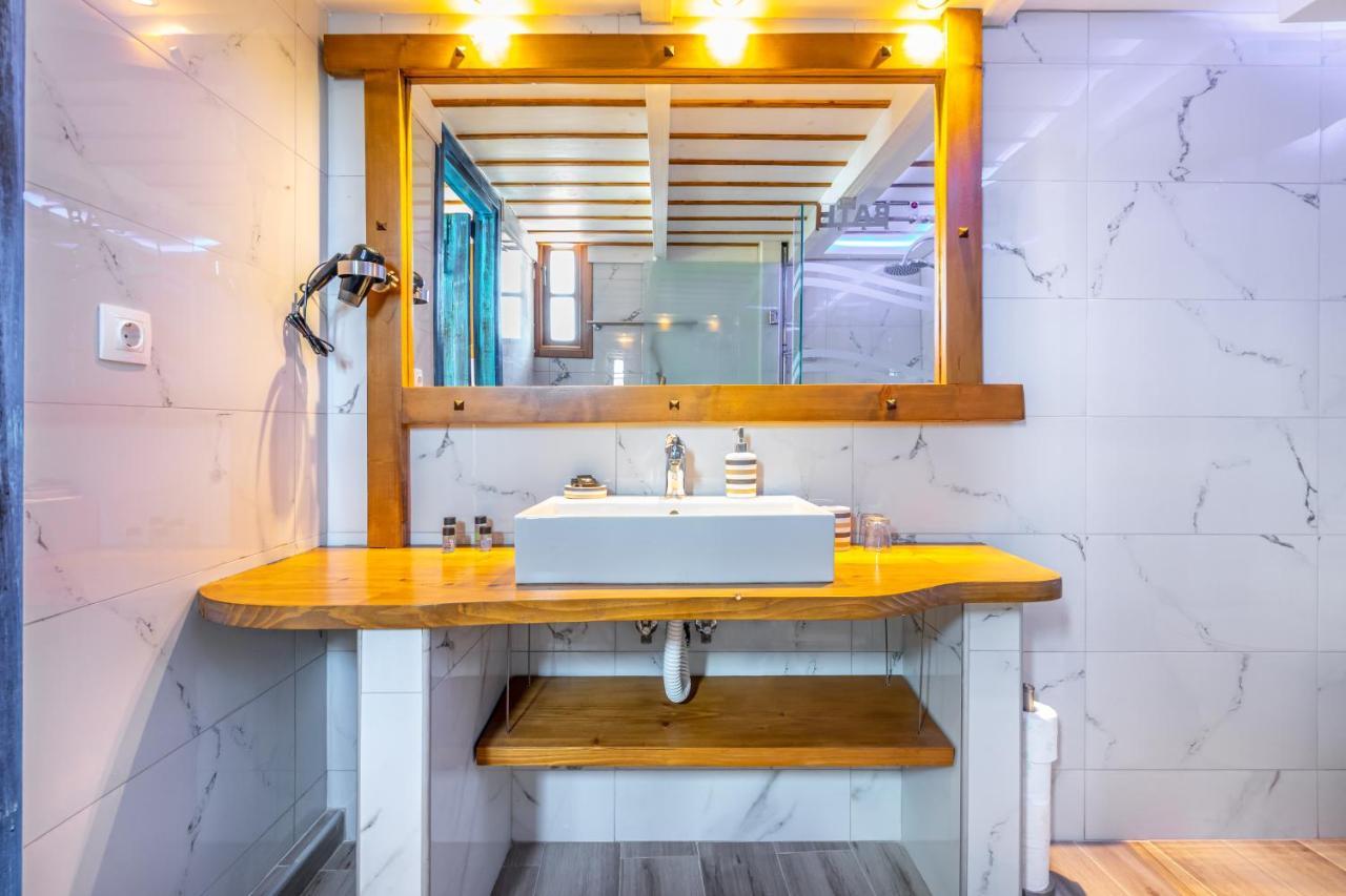 Cava D"Oro Suites Rhodes City Extérieur photo